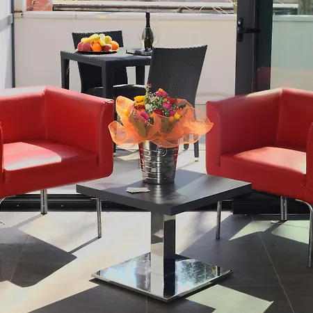 Re Testa فندق روما